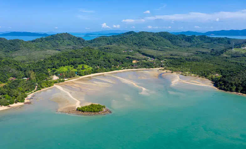 Best islands to visit in Thailand - Koh Yap Tai