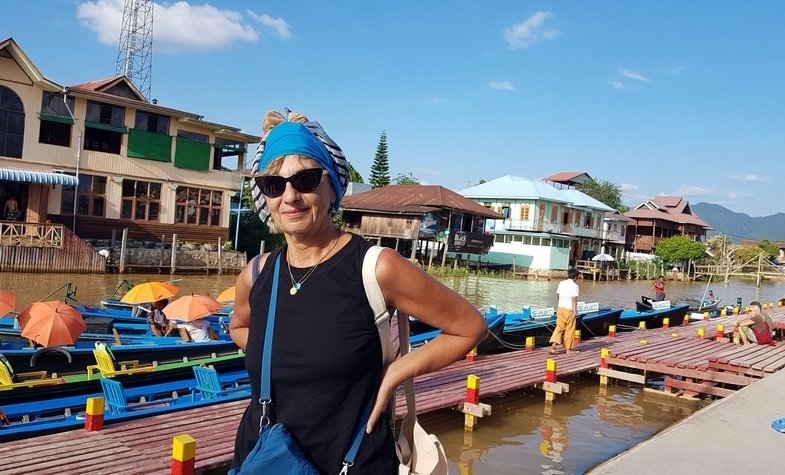 tourist visit Inle lake in July