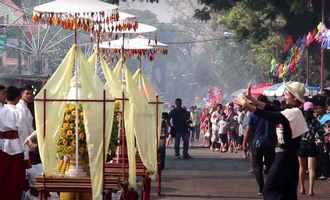 Thailand travel guide - Festivals and holidays