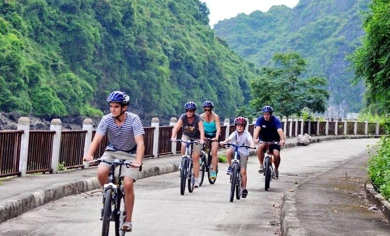 Biking in Cat Ba