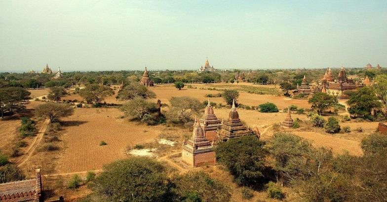 temple ruins in Bagan