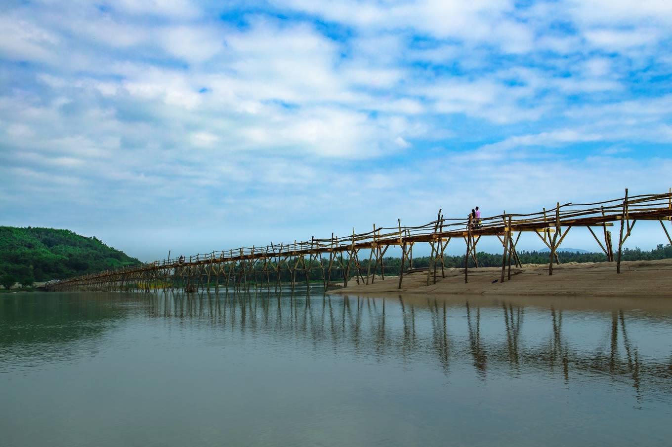 The longest wooden bridge in the world