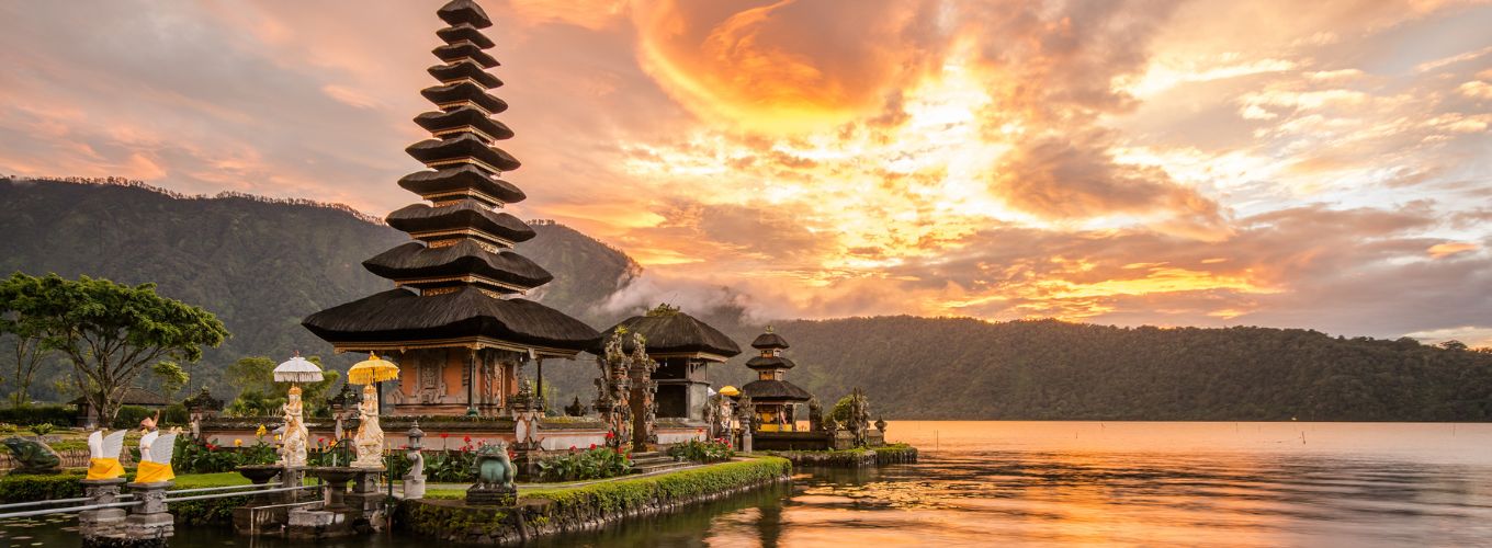 Indonesia tours & travel information