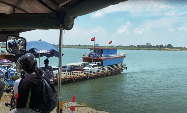 Travel Silk Island in Phnom Penh