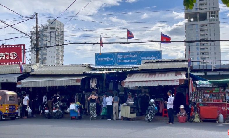 Russian Market — local crafts and food