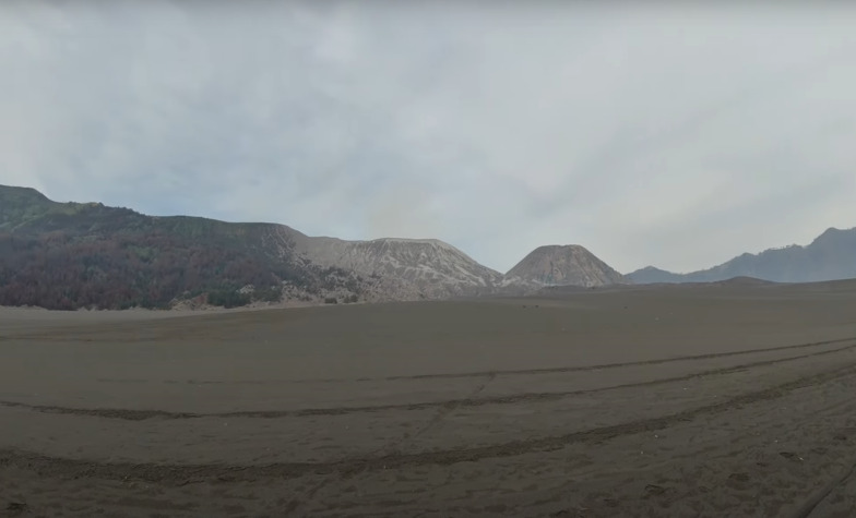 What draws visitors to Mount Bromo?