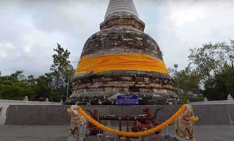 stone stupa