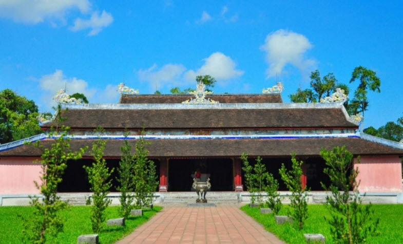 thien mu pagoda, phuoc duyen tower