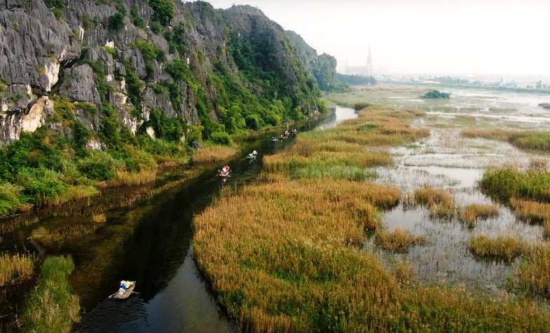 Van Long scenery ninh binh vietnam