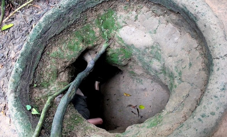 Tunnels- Cu Chi Tunnels