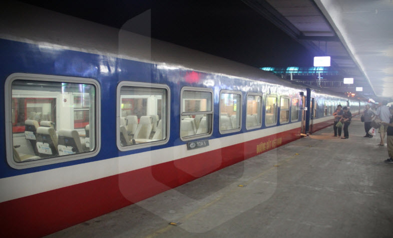 Vietnam sleeper train