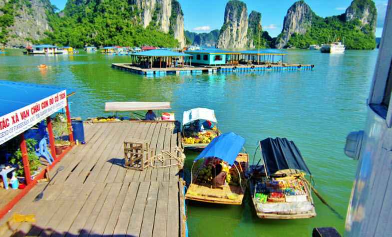 The charm of Halong Bay floating villages