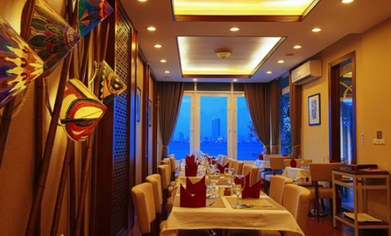 Best Indian Restaurants In Hanoi   Delcheeni Rest 