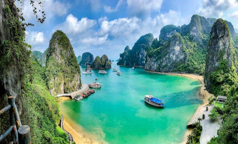 Visit Halong Bay